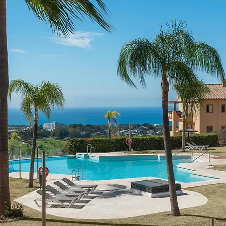 Large 3-bedroom Nestled In Golf Paradise Estepona
